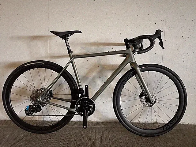 2024 Open Cycles U.P. Sram Force AXS 2x12 Carbon Fiber Gravel Bike Ceramic Speed